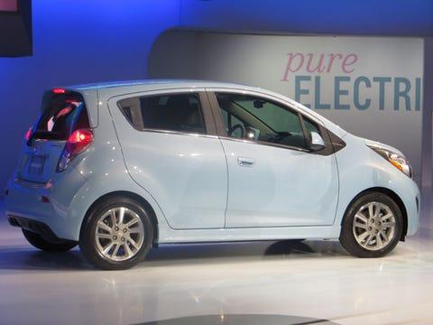 2017 Chevy Spark Ev Debuts In L A Two Years After Launching The Plug In Hybrid Volt Chevy Now Has Its First Pure Ev Consumers Have Quickly Warmed Up To Gas Version Of Spark