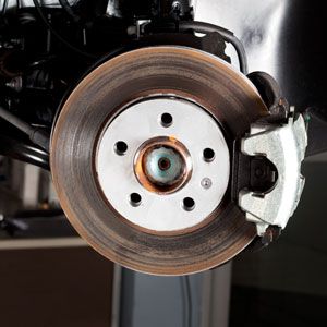Disc brake, Auto part, Vehicle brake, Wheel, Brake, Rim, Machine, Tire, Spoke, Automotive wheel system, 