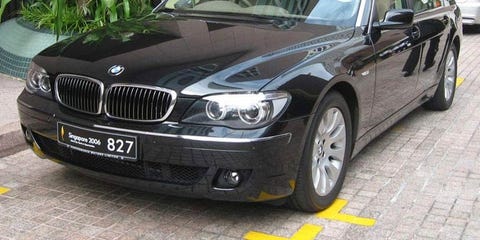 10 Cars That Depreciate Like A Stock Market Crash