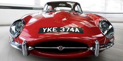 What Makes The Jaguar E Type So Pretty