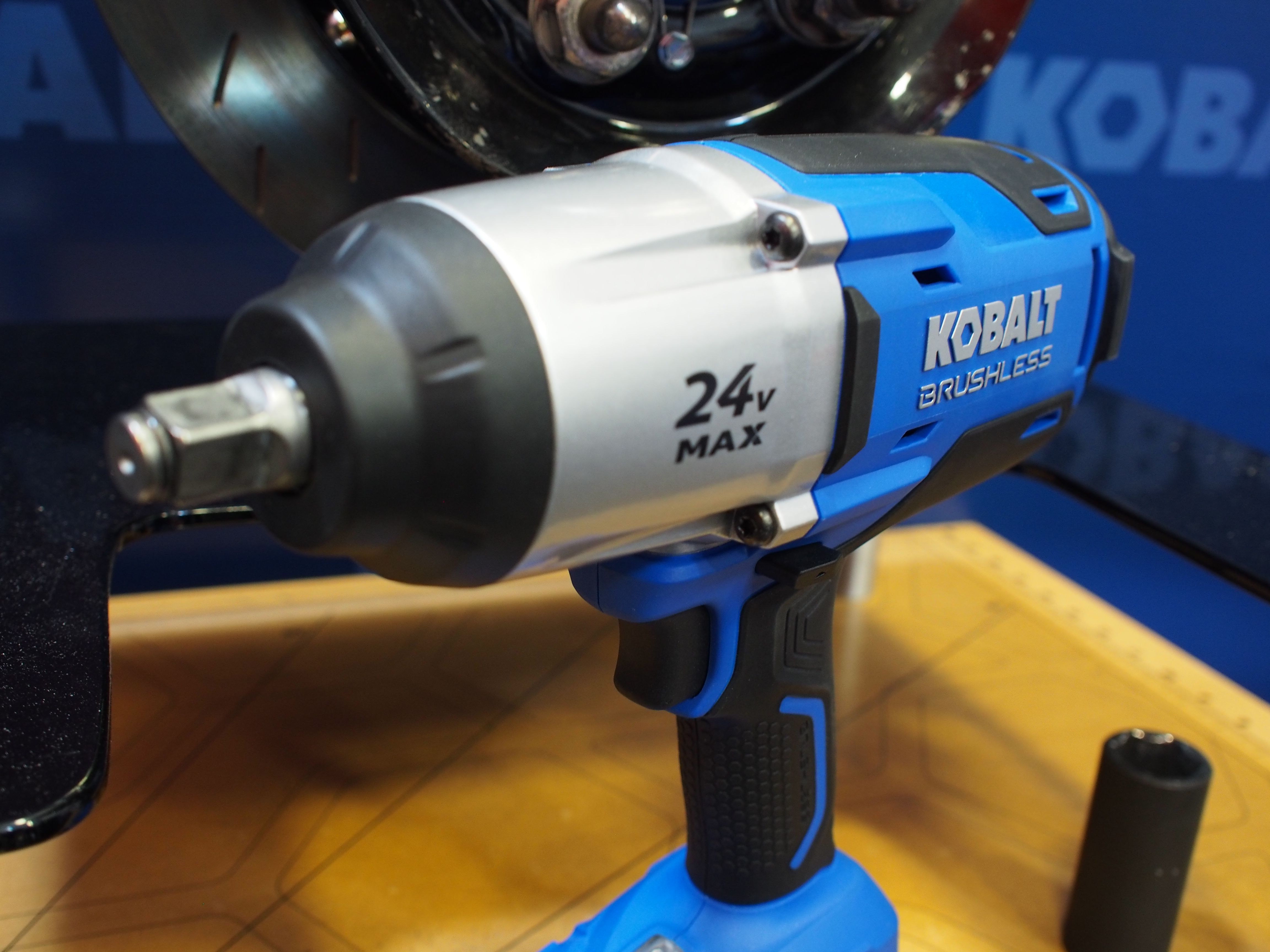 How to Use an Impact Wrench? 