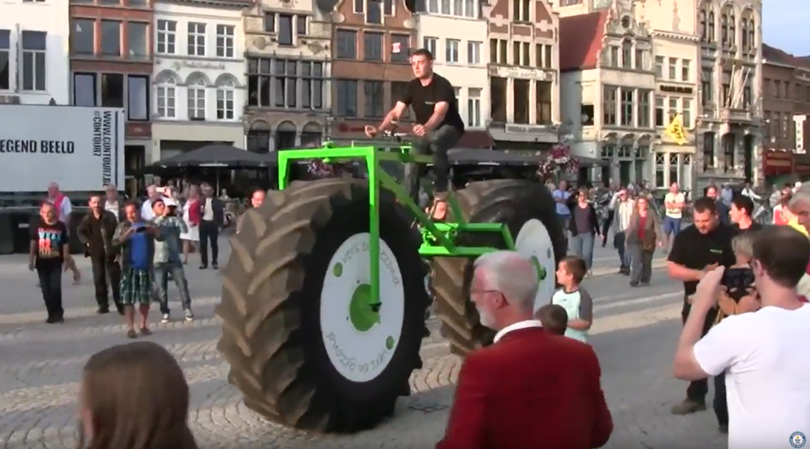 Belgian Sets World Record for Heaviest Bike You Can Actually Ride