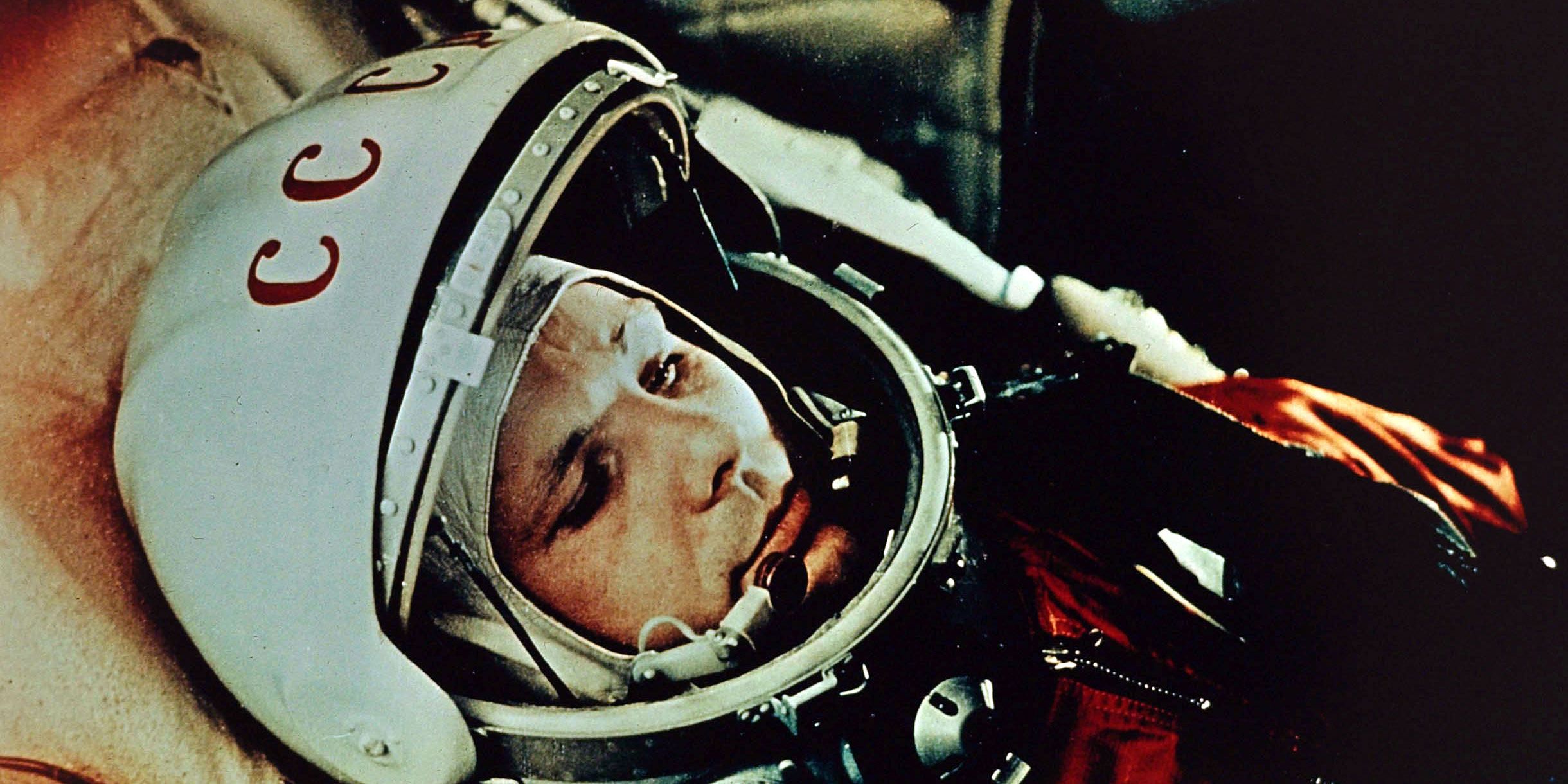 What Happens To A Dead Body In Space? (Realistically) 
