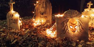 how to light up your yard for halloween