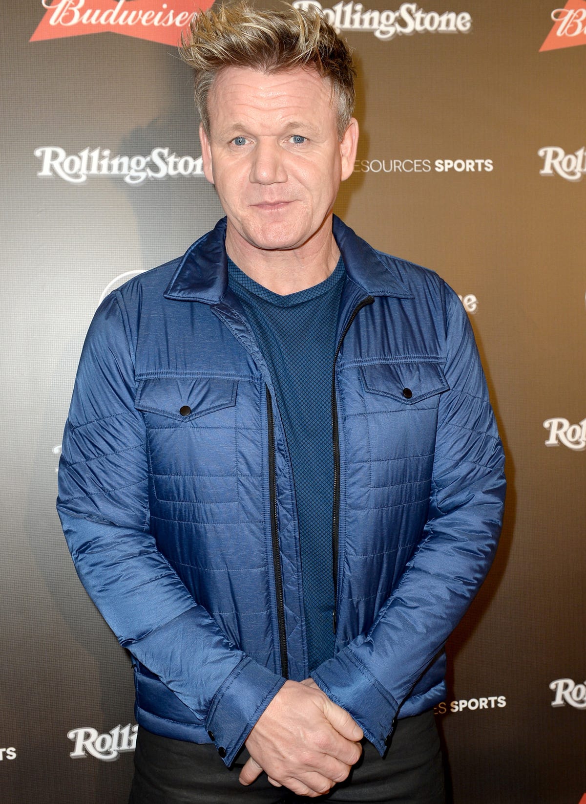 Gordon Ramsay shows how to entertain the kids with rubber glove