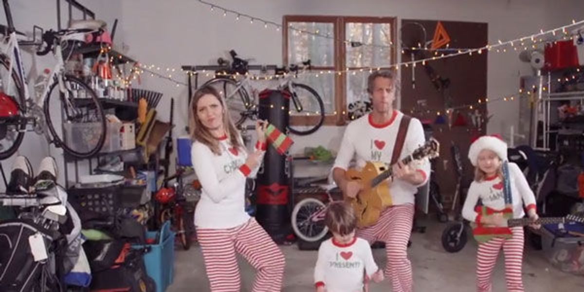 The Holderness Family's New Christmas Video Is Here