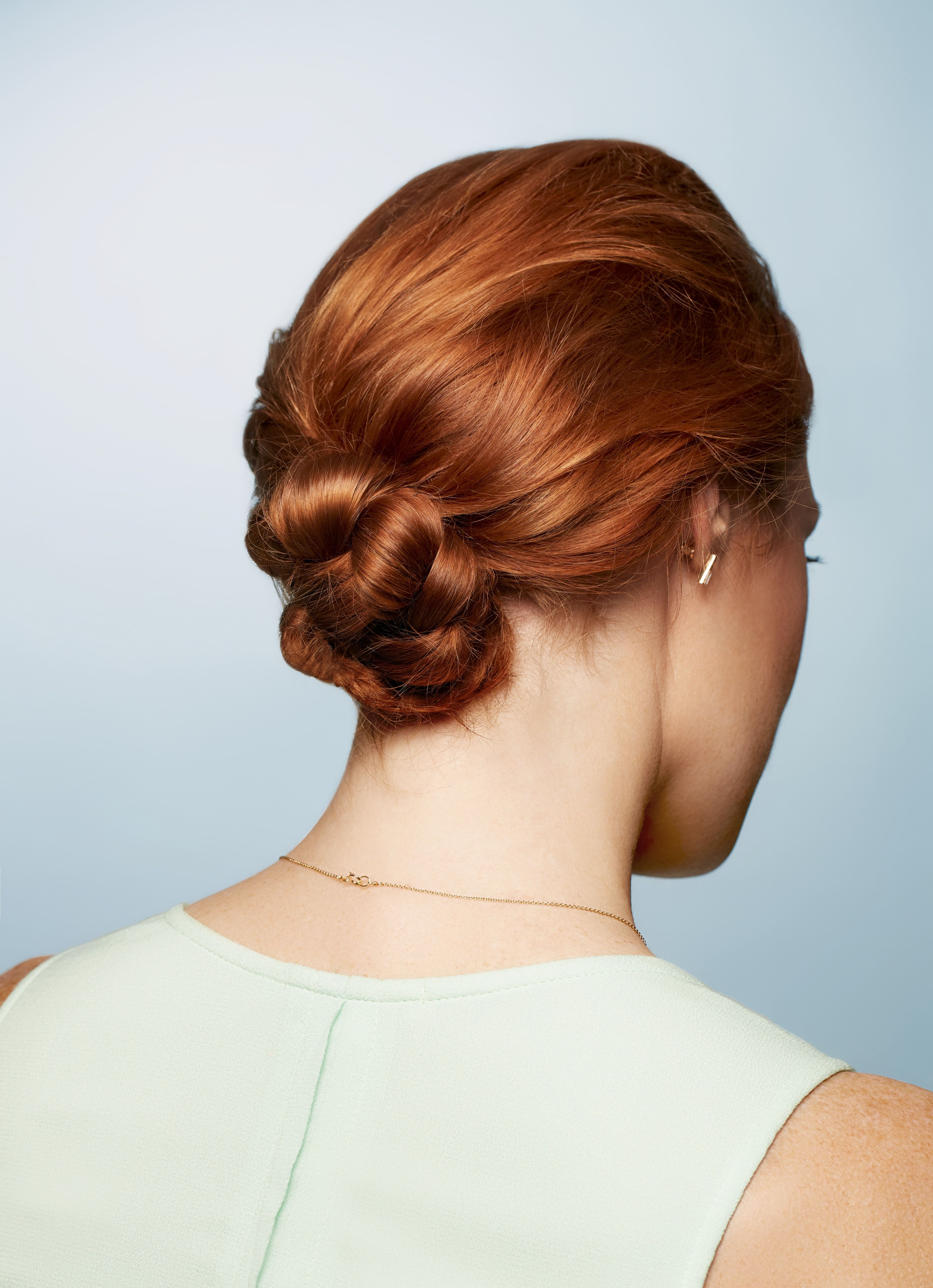 5 Minute Fix: Freshen Up Dirty Hair pics pics 5 Minute Fix: Freshen Up Dirty Hair