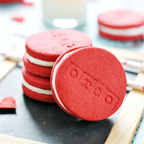 <p> </p> <p><strong>Get the recipe from <a href="http://www.somethingswanky.com/red-velvet-oreos/" target="_blank">Something Swanky</a>.</strong></p>