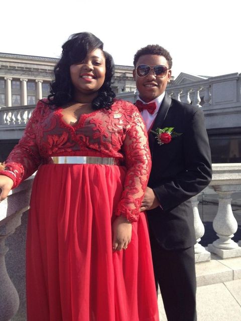 School Claims Plus Sized Student s Prom  Dress  Is Too Revealing