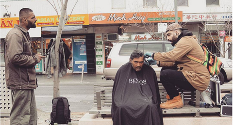 This Barber Spends His Day Off Giving Haircuts To Homeless