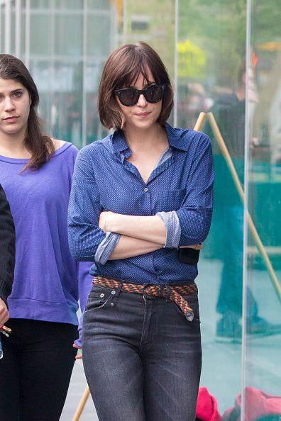 Eyewear, Trousers, Denim, Textile, Outerwear, Jeans, T-shirt, Style, Street fashion, Electric blue, 