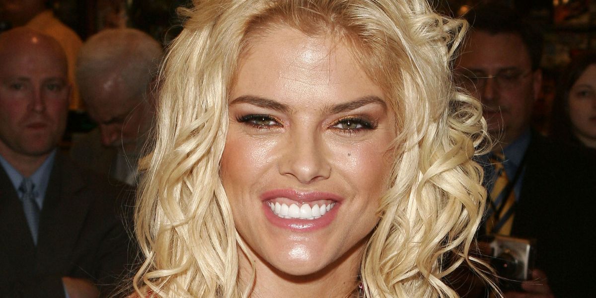 Anna Nicole Smith's Daughter Looks Just Like Her Mom In These ...