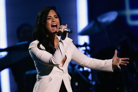 Demi Lovato 2016 Grammys Lionel Richie tribute