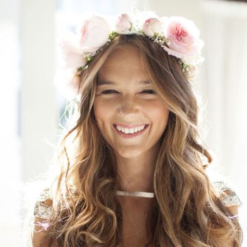 Mouth, Lip, Hairstyle, Eye, Happy, Petal, Hair accessory, Facial expression, Style, Headpiece, 