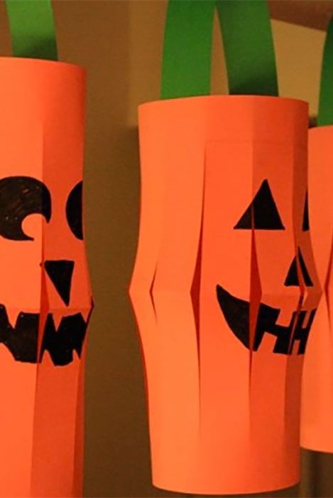 32 Easy Halloween Crafts For Kids Best Family Halloween Craft Ideas