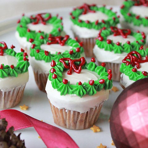 19 Best Christmas Cupcake Recipes - Holiday Cupcake Decorating Ideas