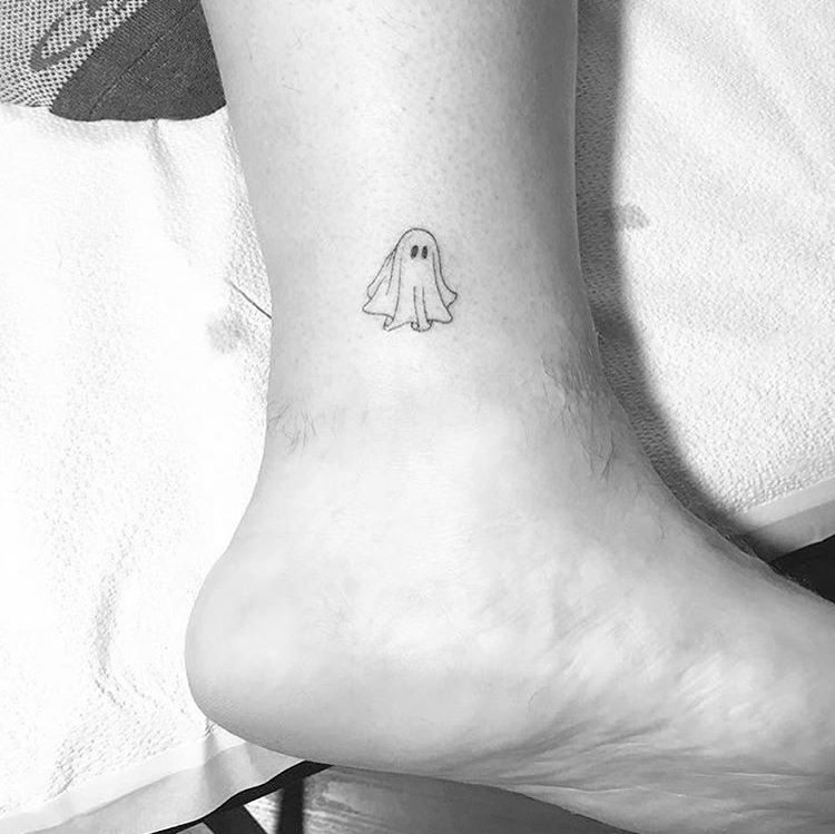 35 Small Tattoo Ideas and Designs for 2021  Best Tiny Tattoos