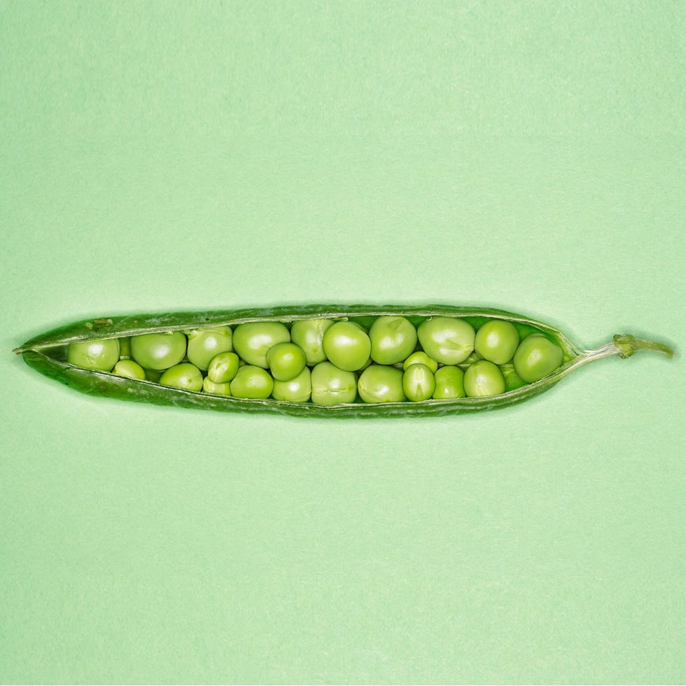 Pea, Legume, Green, Vegetable, Snap pea, Fruit, Plant, Legume family, Food, Vegetarian food,