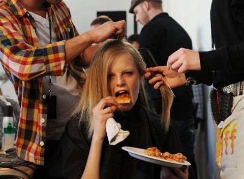 Hanne Gaby <p>While getting her <em data-redactor-tag="em" data-verified="redactor">hair did</em> backstage at Donna Karan, Gaby went HAM on a slice.</p>