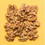 Ingredient, Food, Seed, Nuts & seeds, Natural material, Produce, Dried fruit, Walnut, Cereal, Recipe, 