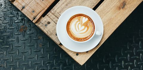 Cup, Coffee cup, Serveware, Drinkware, Single-origin coffee, Wood, Drink, Flat white, Caffè macchiato, Espresso, 
