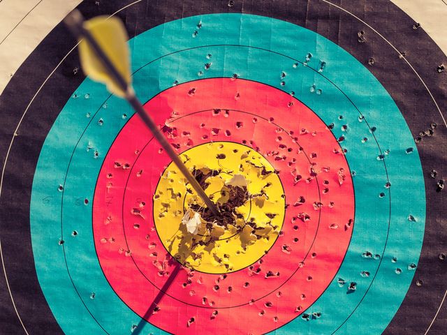Target archery, Colorfulness, Recreation, Archery, Individual sports, Circle, Precision sports, Shooting sport, Games, Sports, 