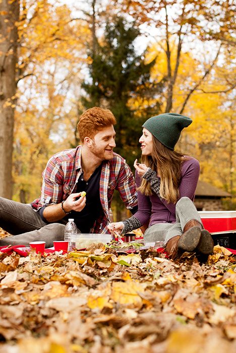 26 Best Fall Date Ideas for Autumn 2017 - Romantic Fall Dates
