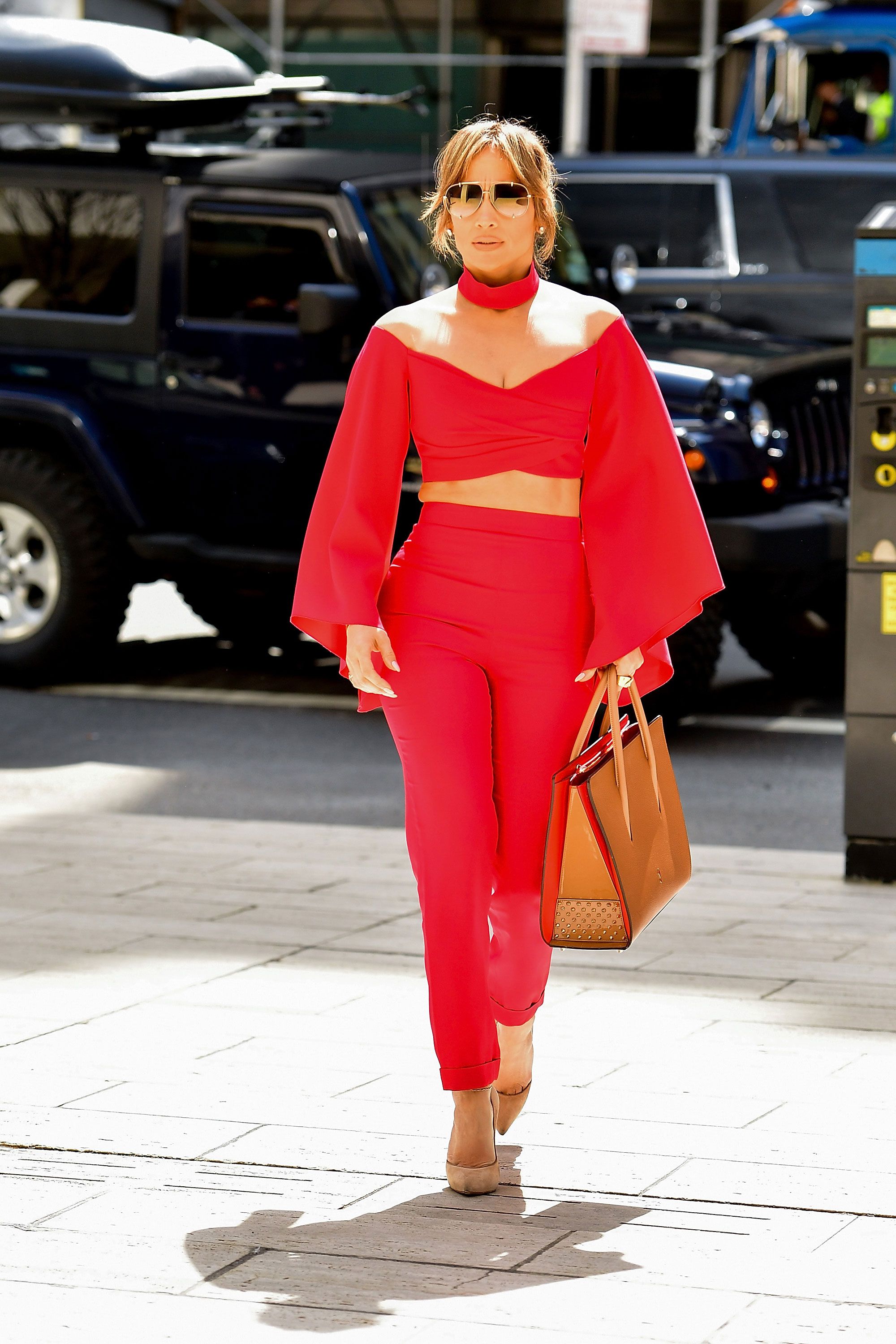 j lo red outfit