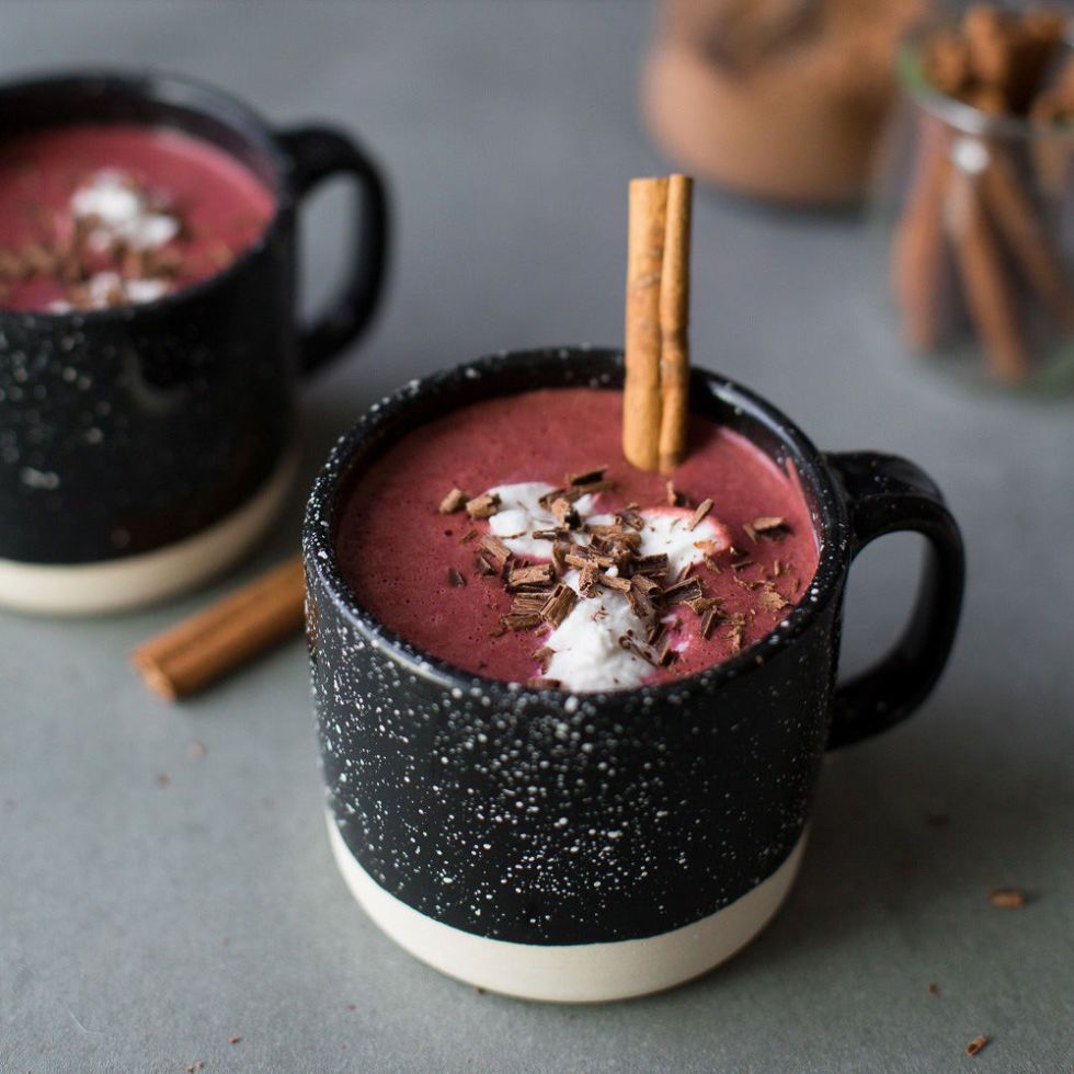 VANILLA POMEGRANATE MULLED WINE - JustineCelina