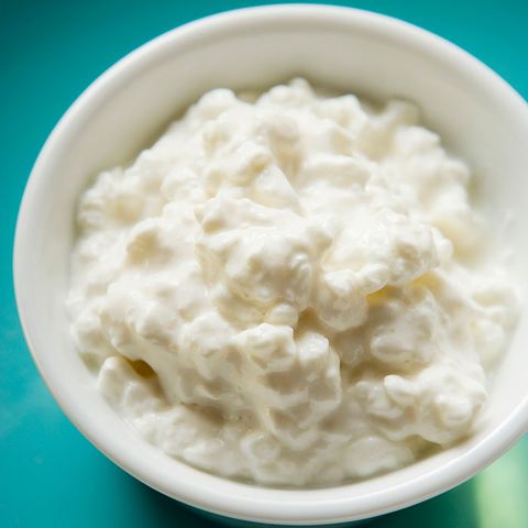 <p>You either love cottage cheese or you hate it, but here's a reason you might want to eat it more often:&nbsp;"Cottage cheese provides a good amount of protein with not too many carbohydrates," Gorin says.&nbsp;"In a 5-ounce serving of 2 percent&nbsp;fat cottage cheese, for instance, you get about 15 grams of protein and just 7 grams of carbohydrates.<span class="redactor-invisible-space" data-verified="redactor" data-redactor-tag="span" data-redactor-class="redactor-invisible-space">"</span></p>