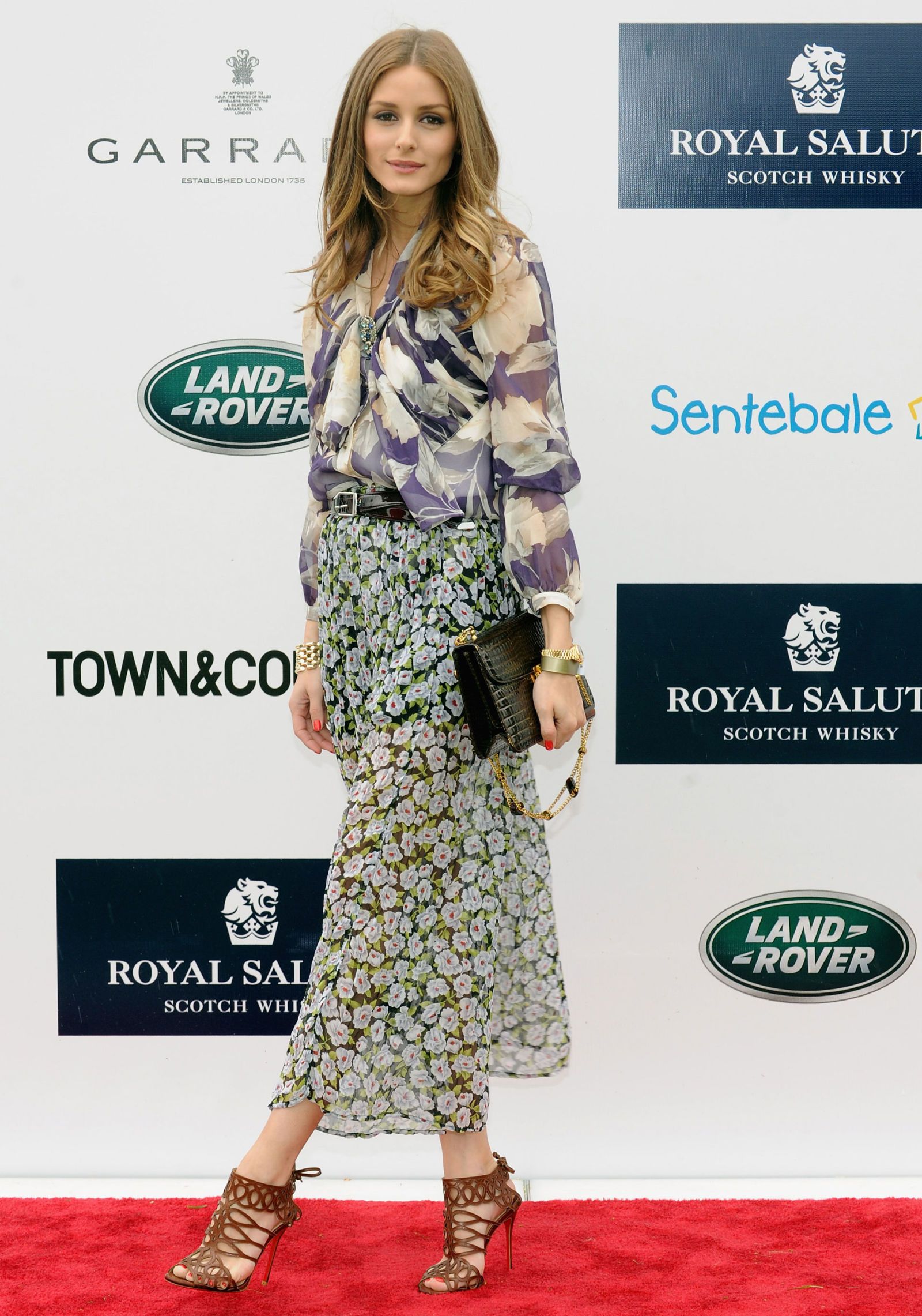 Watch - How pull celebs off mixed prints video dress - How pull celebs off mixed prints video