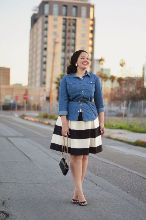 womens denim shirt outfit ideas