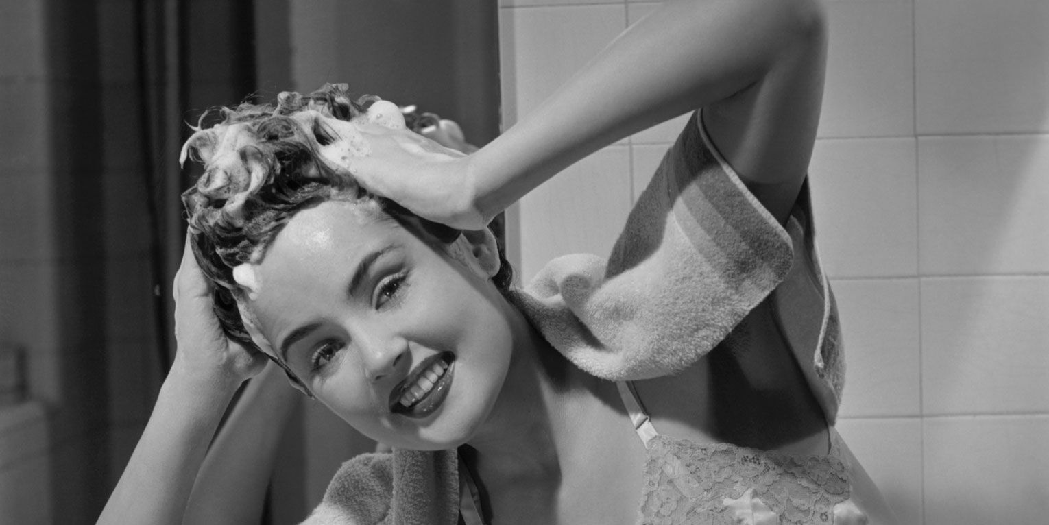 Choosing the Right Temperature for Washing Your Hair