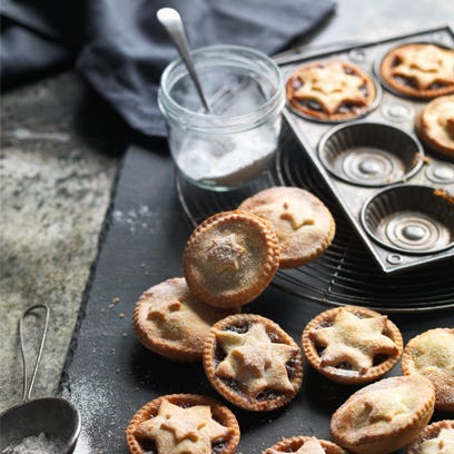 Paul Hollywood's mince pies recipe - BBC Food