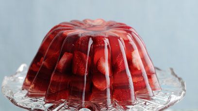 Strawberry and rose jelly