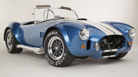 A New Version Of The Old Ac Cobra Is Coming Next Year With A 550 Hp V8