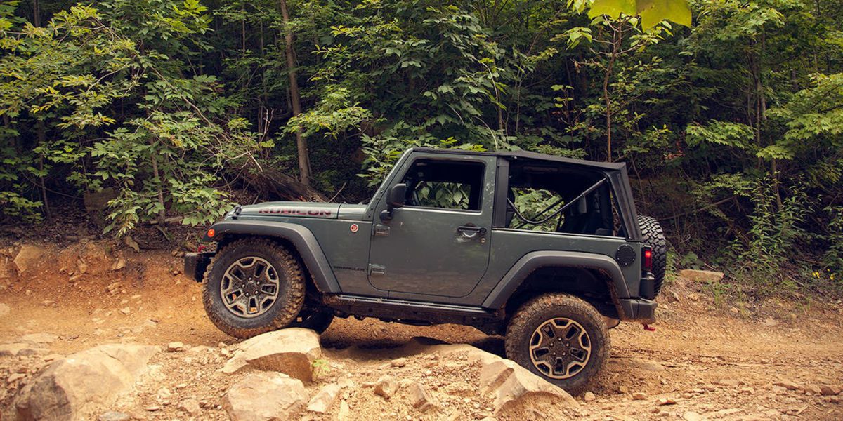 Photos: 2014 Jeep Wrangler Rubicon X