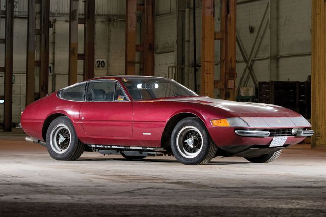 This Ferrari Daytona wasn't lost, the owner just parked it for 25 years