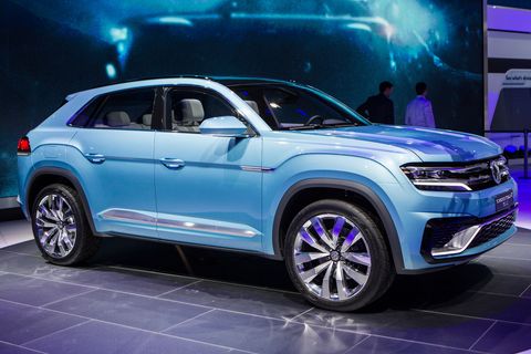 Volkswagen Cross Coupe GTE Concept - Live Gallery