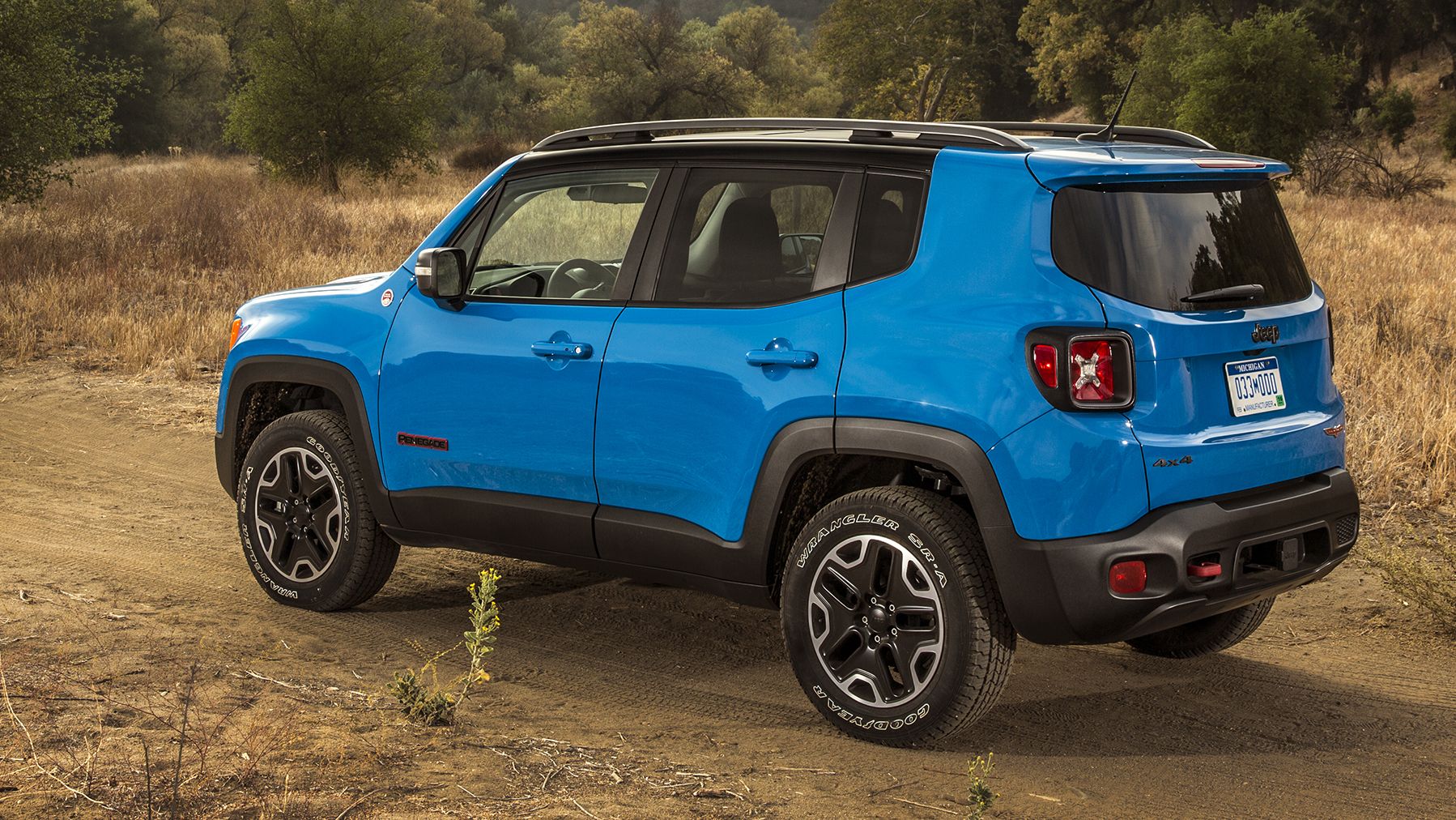 15 Jeep Renegade Photo Gallery