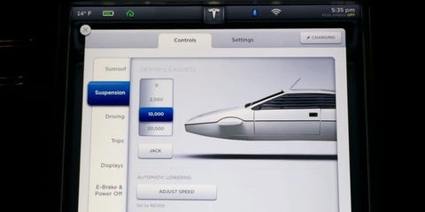Tesla Model S contains fantastic James Bond easter egg