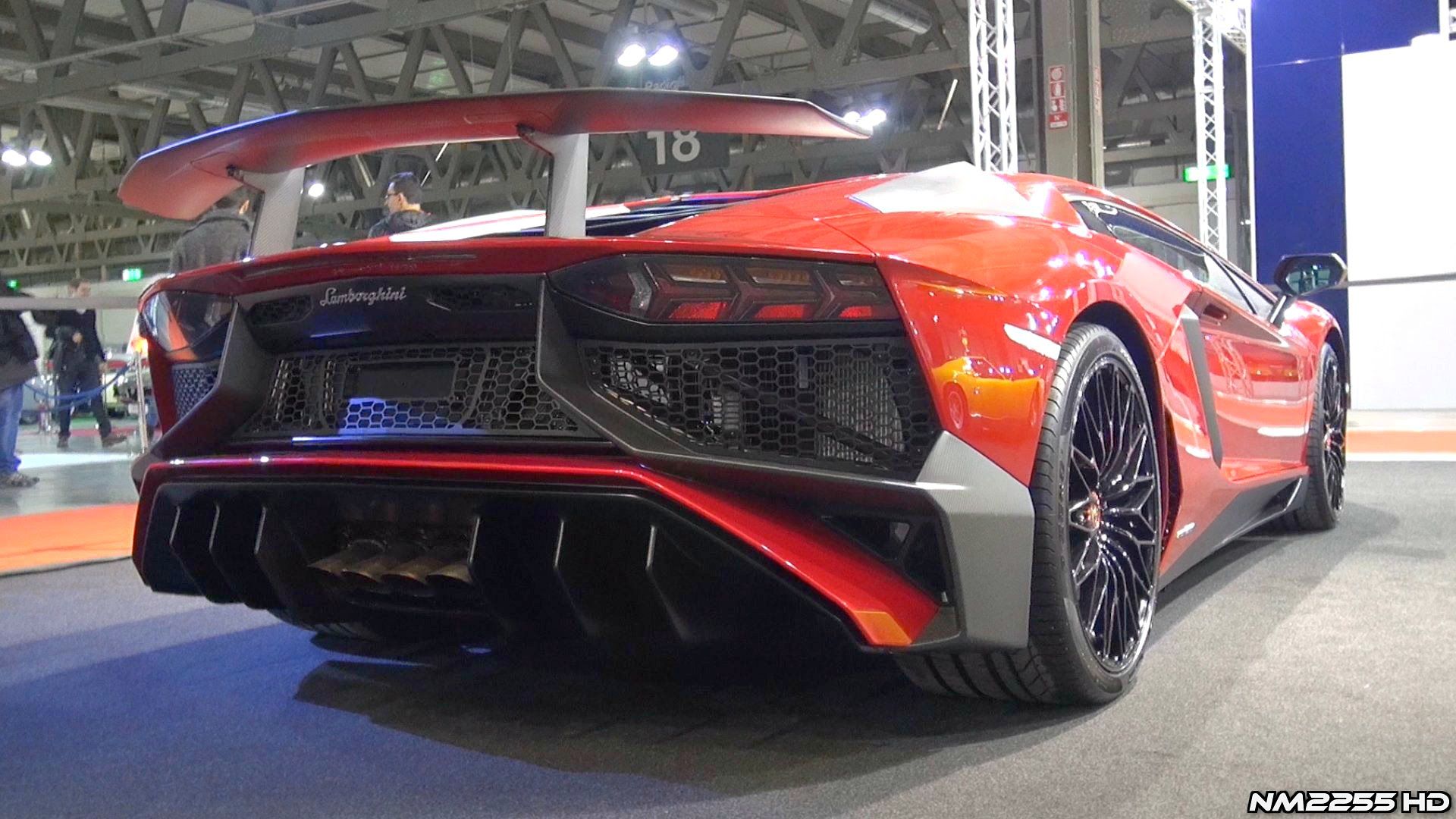Listen To The 15 Lamborghini Aventador Sv Rev