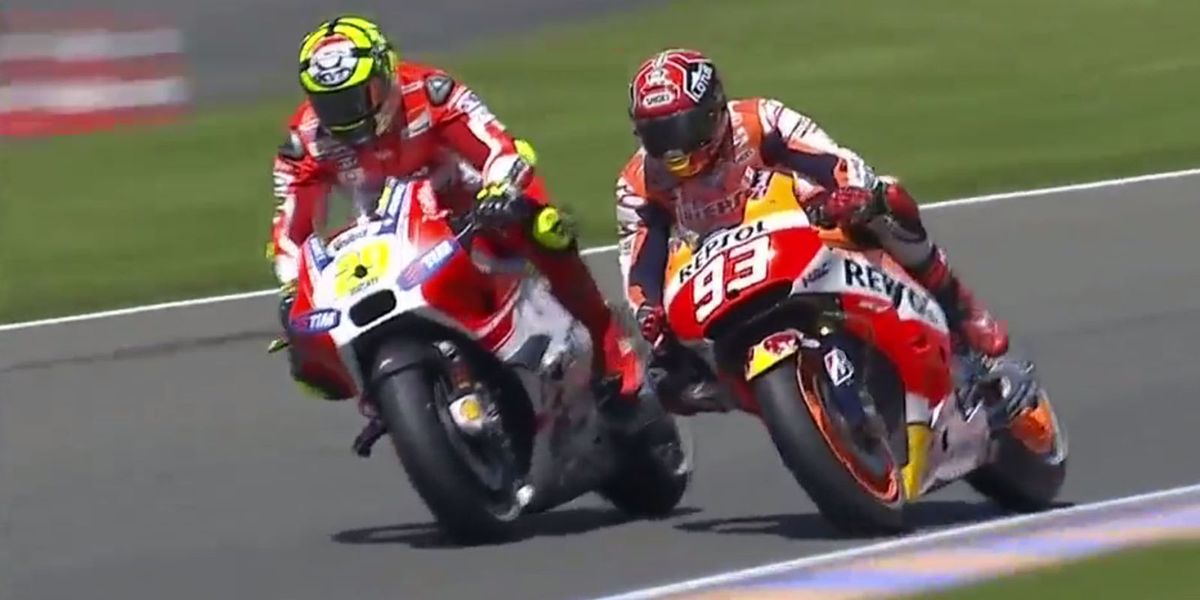 Epic MotoGP battle: 15 place swaps in 2 lap duel