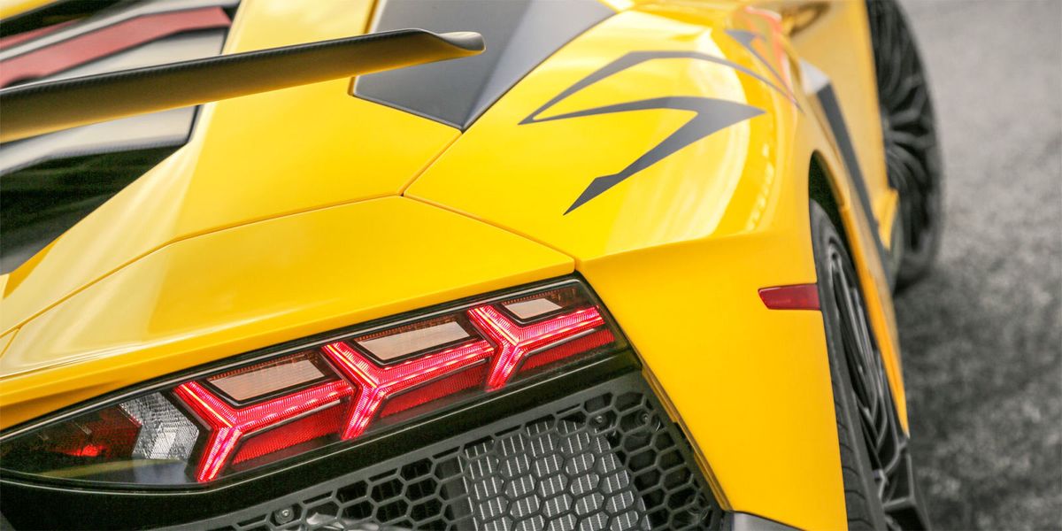 Lamborghini Will Build a LaFerrari-Fighting Hypercar