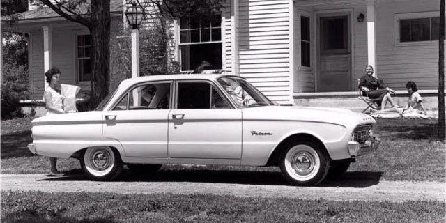 The Cars of 1960 Explain Why Your Grandparents Drive Differently