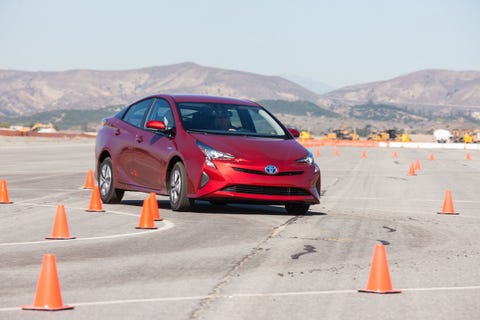 2016 Toyota Prius First Drive Image
