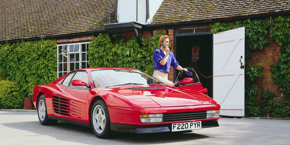 ferrari-testarossa.jpg