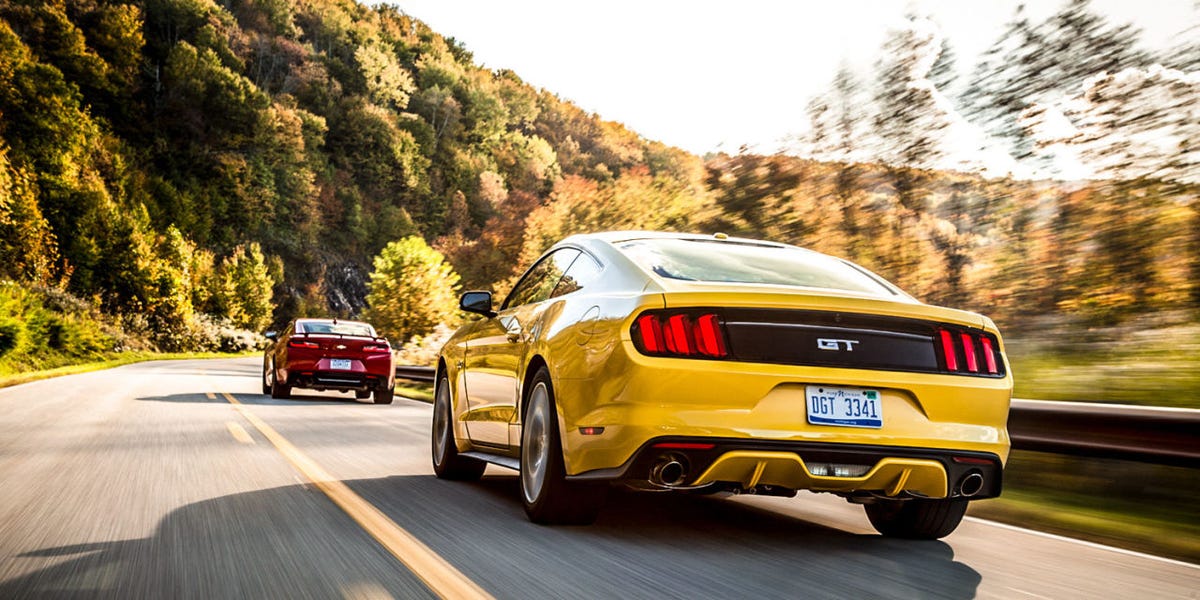 PHOTOS: 2016 Chevy Camaro SS vs 2016 Ford Mustang GT