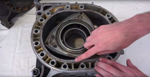 Rob Dahm 4 Rotor How A Four El Rotary Works By Now You Ve Probably Heard That Your Rob Dahm Is Building An Outrageous Fd Mazda Rx 7 Featuring A Four Rotor El Engine It S Layout