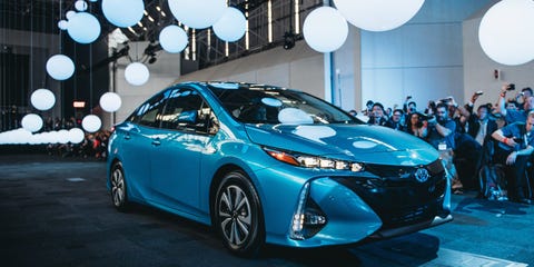 The 2017 Toyota Prius Prime Is An Upscale Plug In Hybrid Image